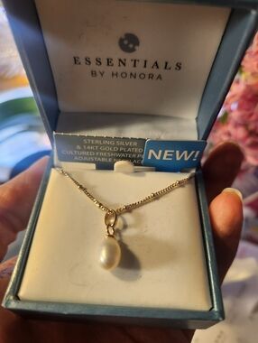 14Gold-Plated Sterling Silver Pearl Pendant Necklace